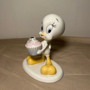 Lenox Tweety Bird Porcelain Figurine with Pink Cupcake